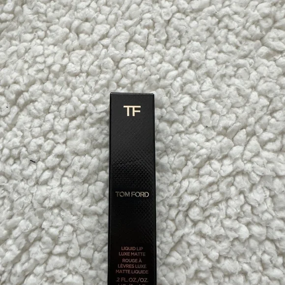 TOM FORD
Liquid Lip Luxe Matte - Picture 3 of 6